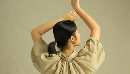 华体会体育官方入口-姆比亚:扎哈维是中超最努力的 有些外援只是度假